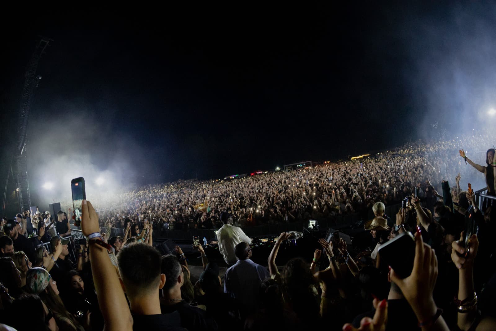 Black Coffee at the Athletic Field, Tirana, 4 June 2026 — photograph 5 of 5.